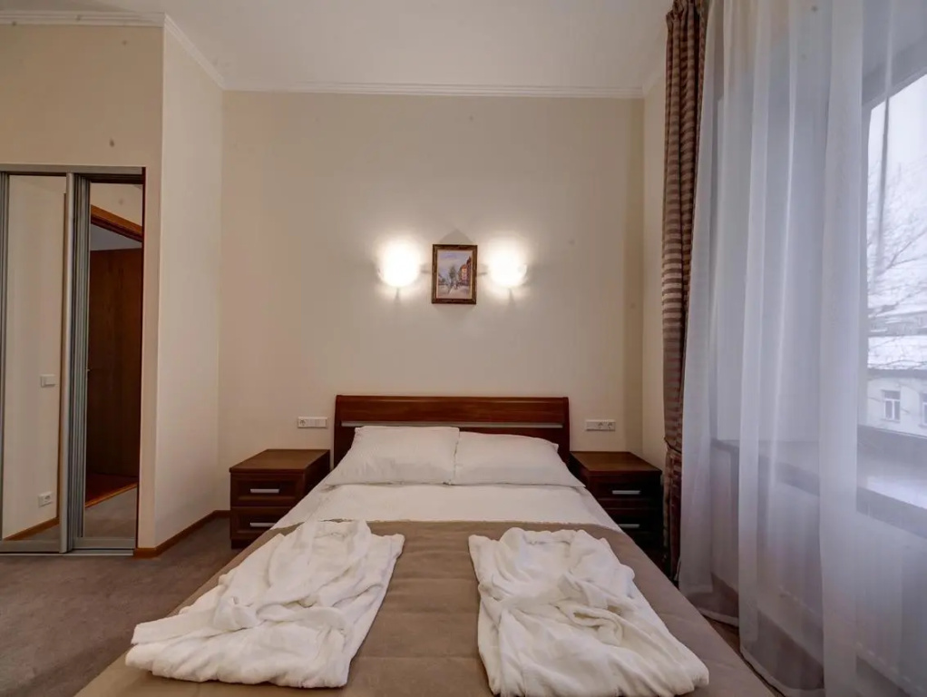 SOLO hotel — 2
