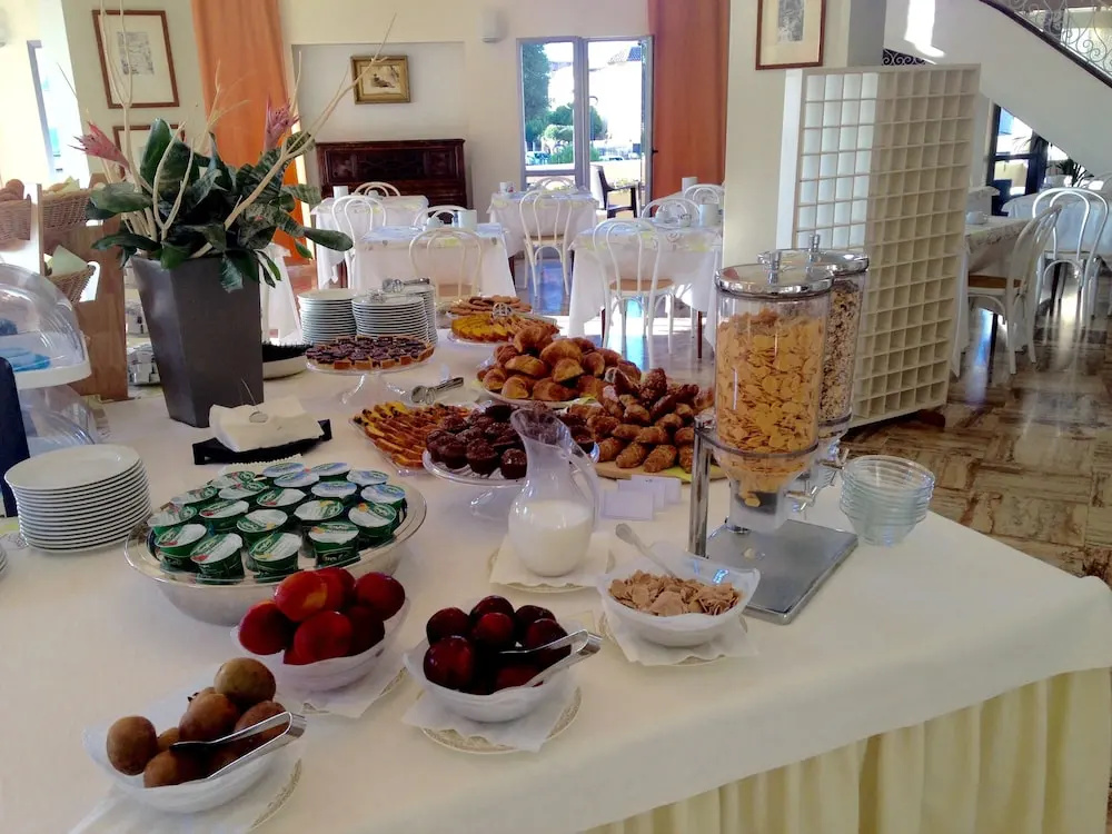 Hotel photo 11