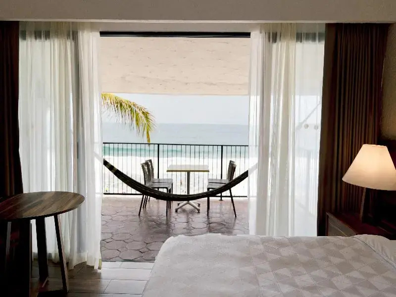 Standard Double room with balcony and oceanfront (full double bed)