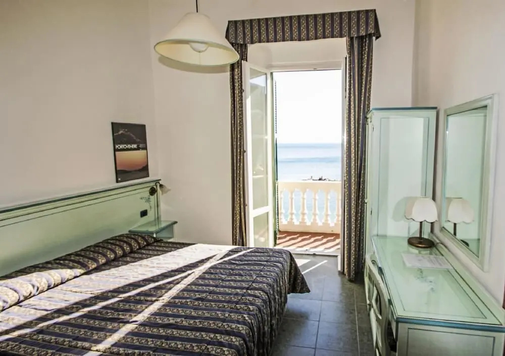 Hotel Baia - Chambres