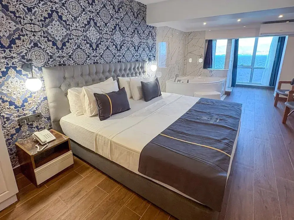 Deluxe room