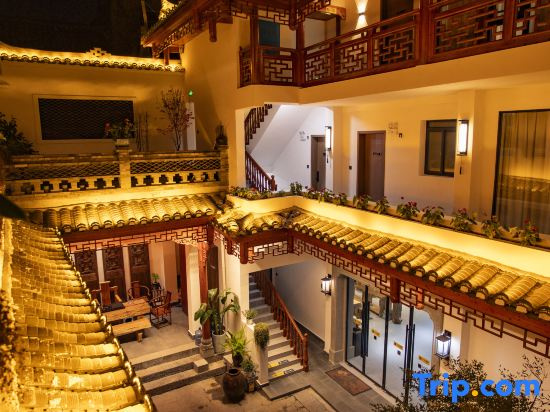 Shu Family Courtyard in Chadong Ancient Town