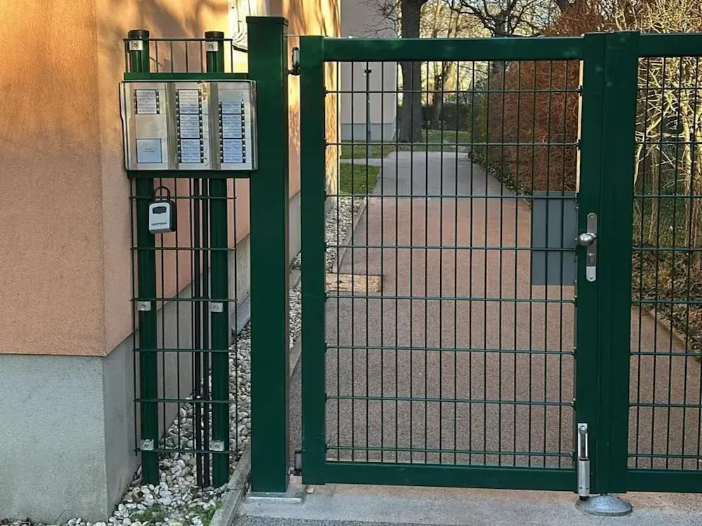 Apartment Near Schonbrunn Palace Vienna