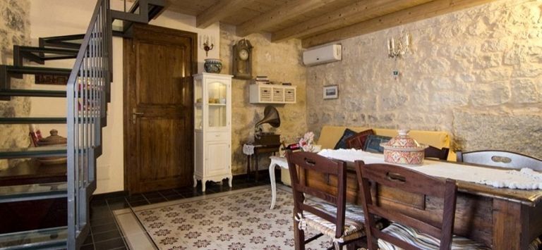 gallery_image_hidden_24