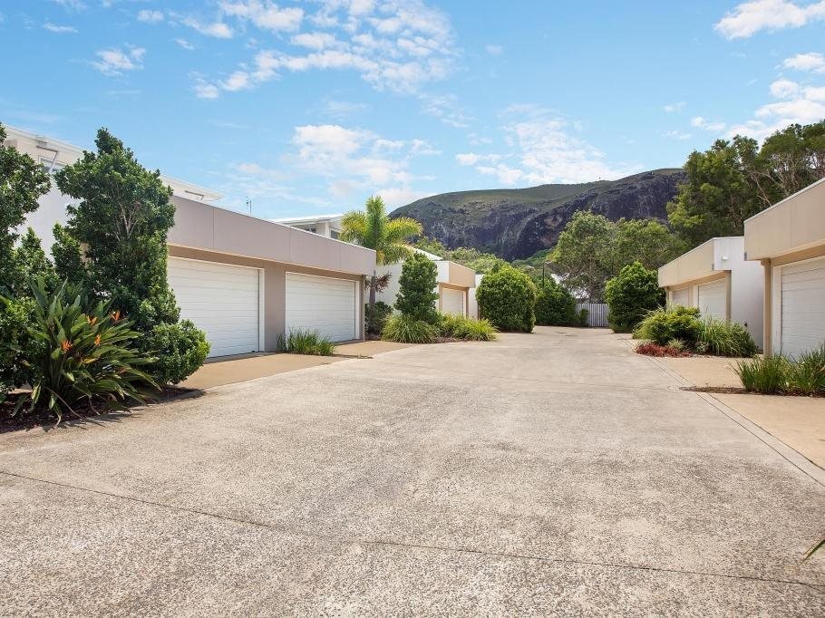 gallery_image_hidden_25