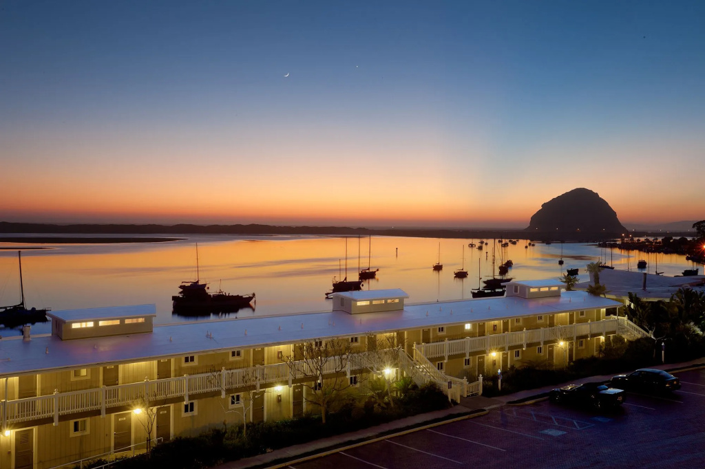 Beach & Waterfront