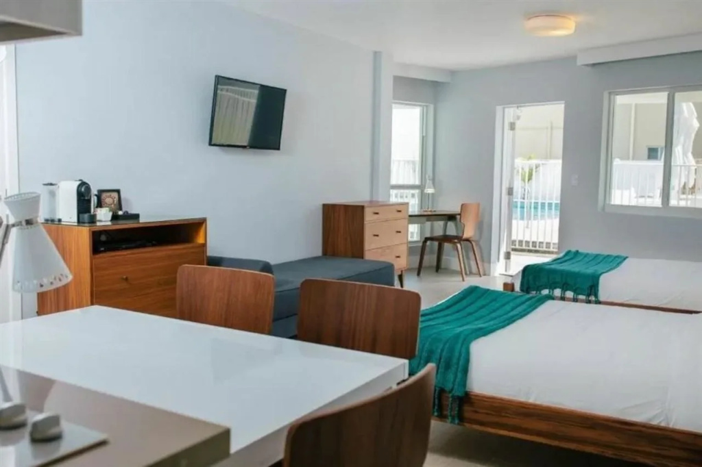 Tides Inn Hotel - Général