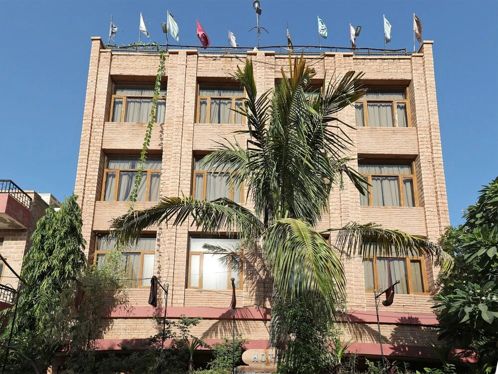 Hotel Pioneer Plaza