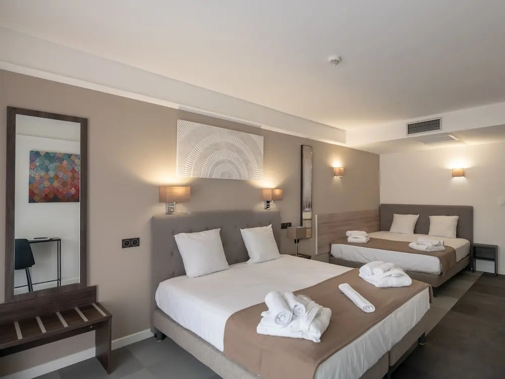 Standard Quadruple room with balcony and with view