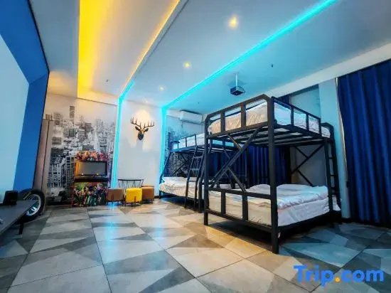 Bed in Dorm