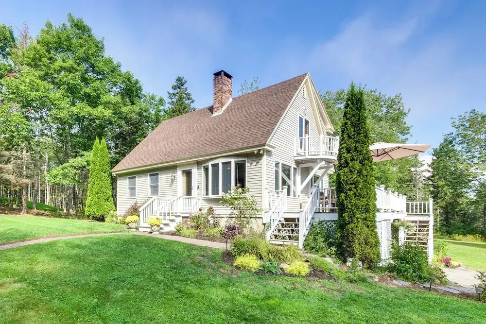 Enchanting Waterfront Sorrento Home w/ Deck!
