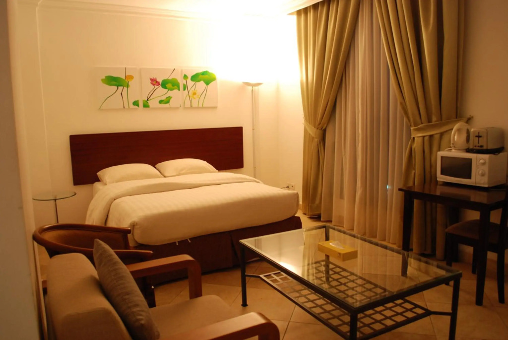 Times Square Suite Hotel - фото 32