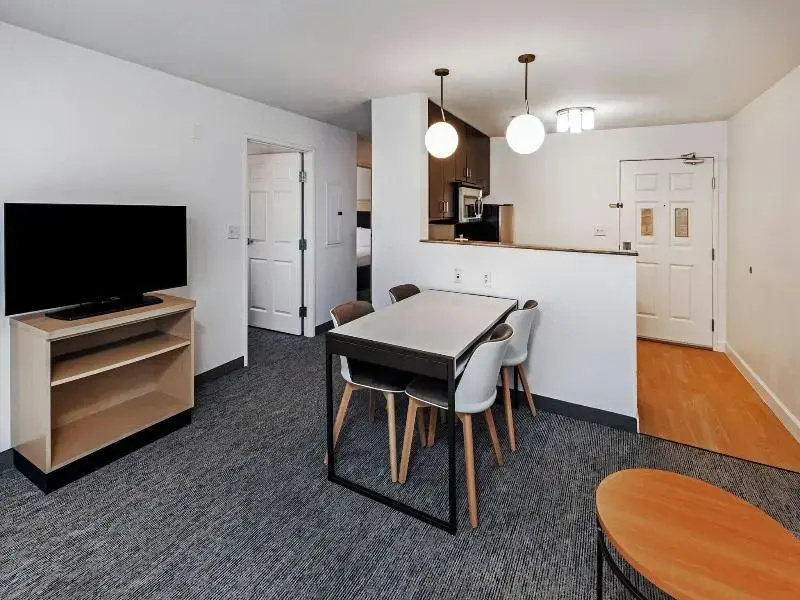 Quadruple Suite
