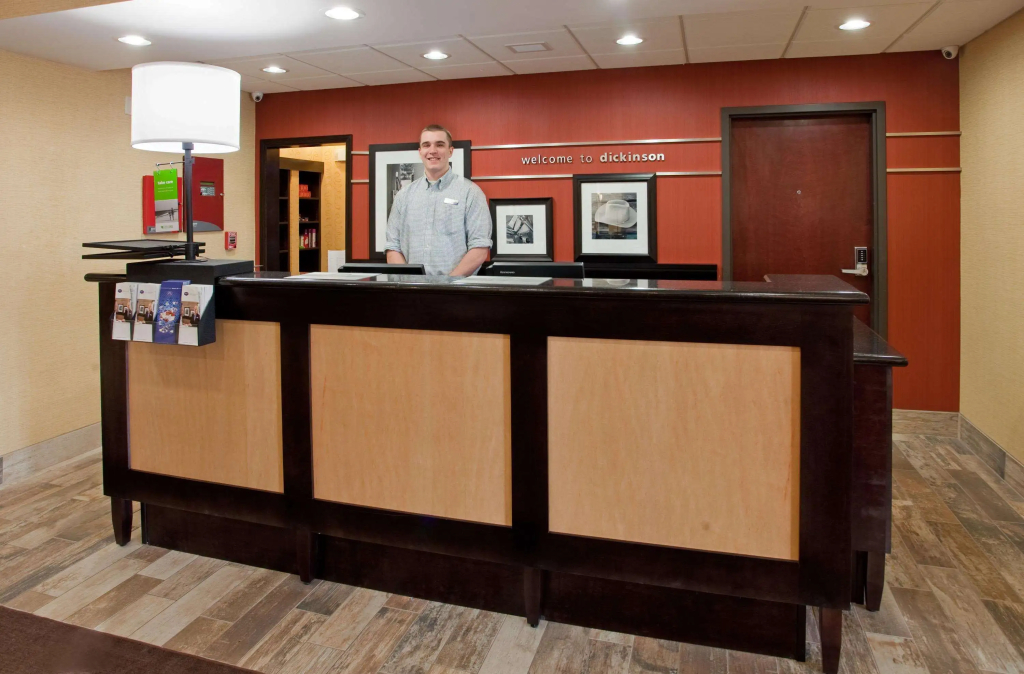 Hampton Inn & Suites Dickinson — фото 2