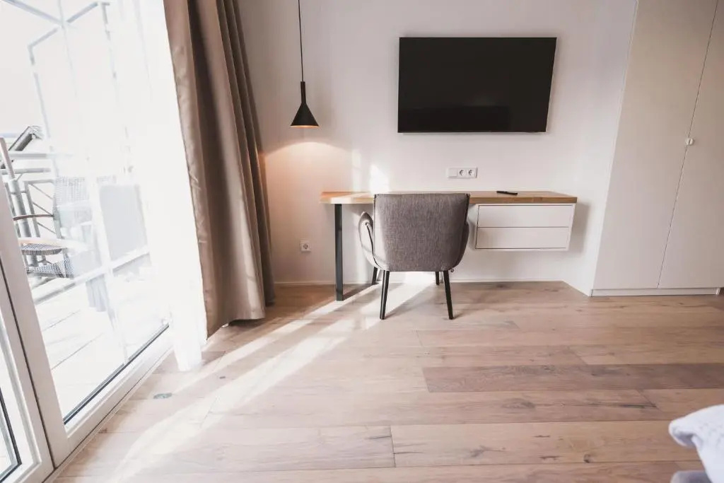 Standard Double room with balcony (full double bed)