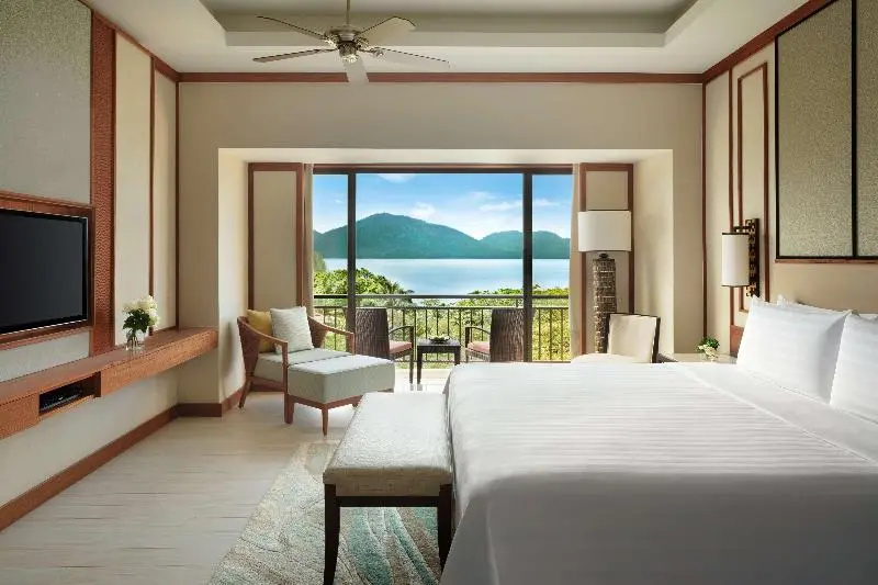 Shangri-La's Rasa Sayang Resort & Spa