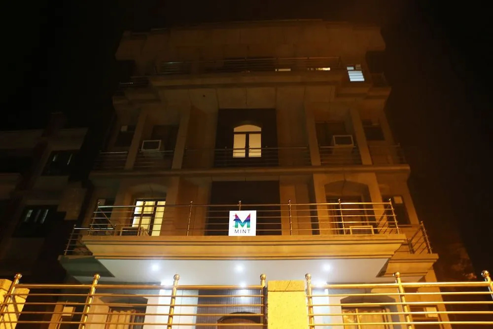 Mint City Center Suites