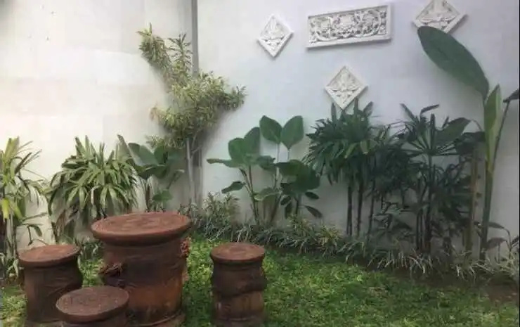 Villa Frangipani