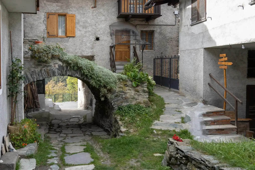 Maison Bertines II