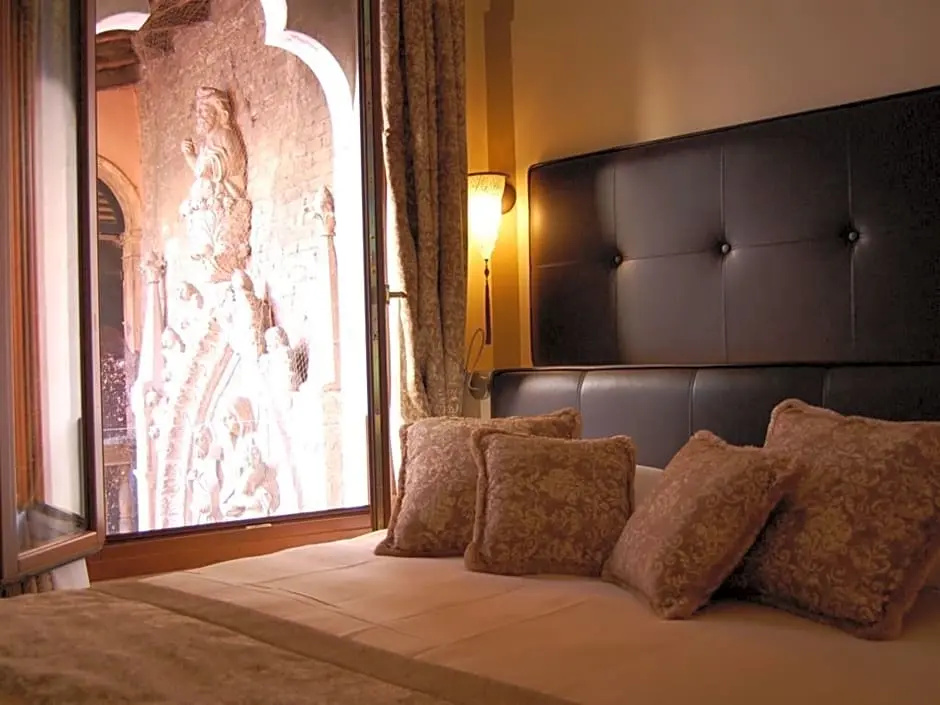 Classic Double room (twin beds)