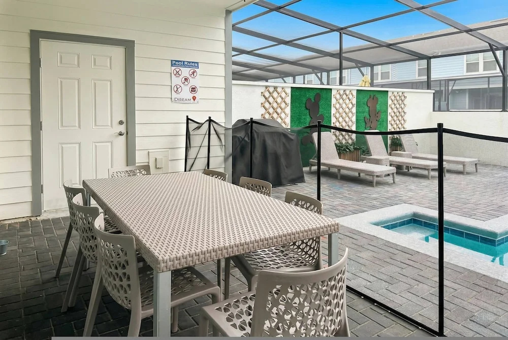 5BR Home With Pool and Game Room Disney
