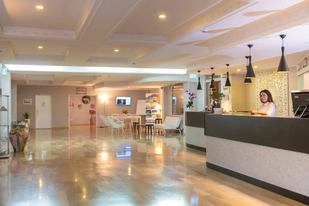 Hotel photo 38