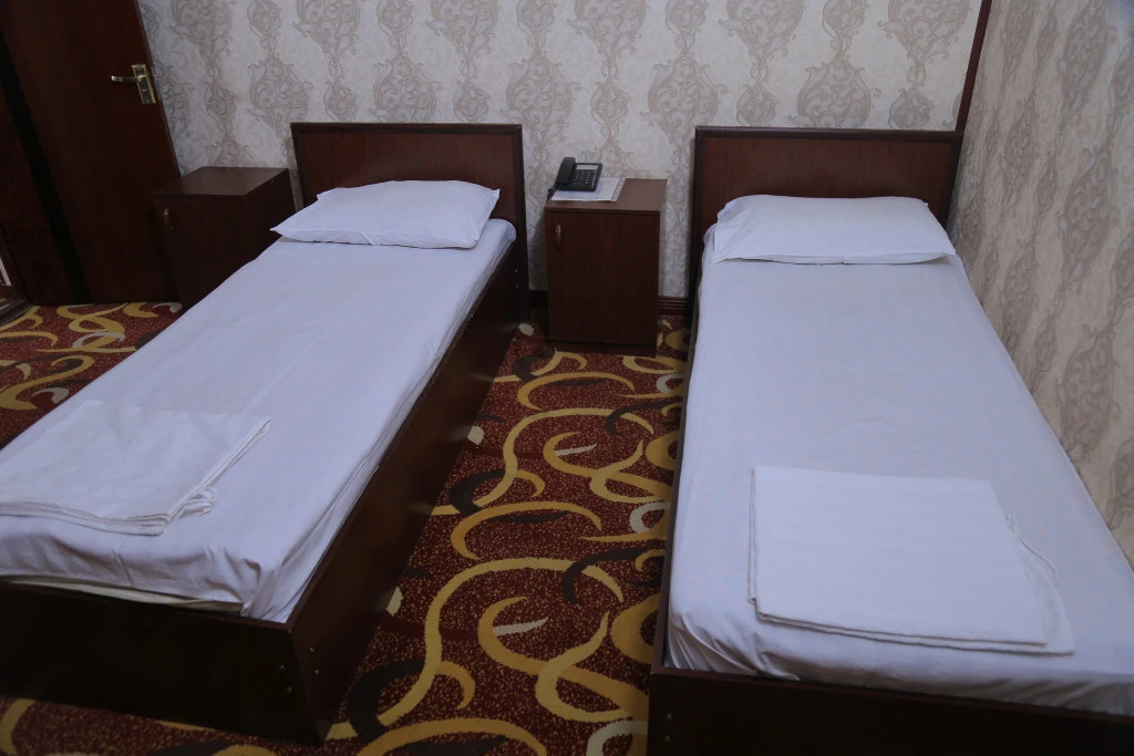 Double Suite (twin beds)
