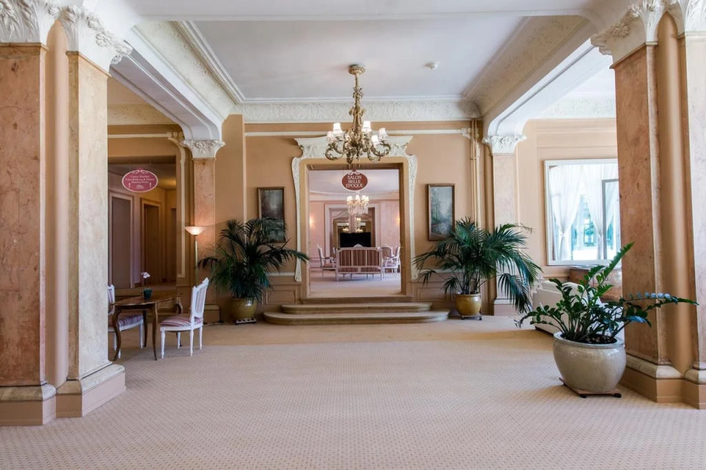 Hotel Eden Palace Au Lac — фото