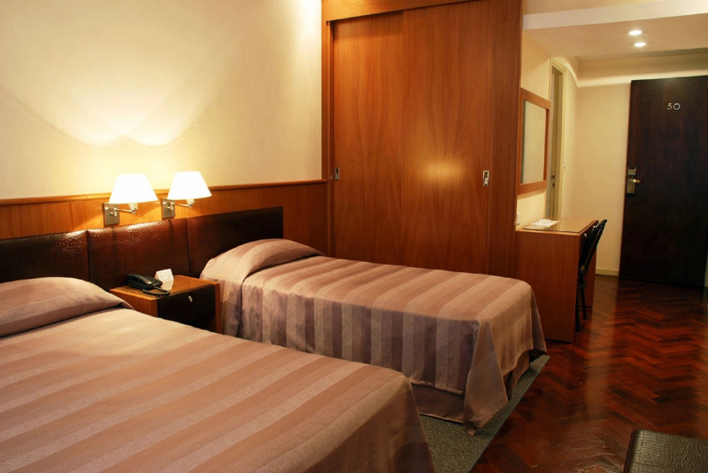Hotel Napoleon — 2