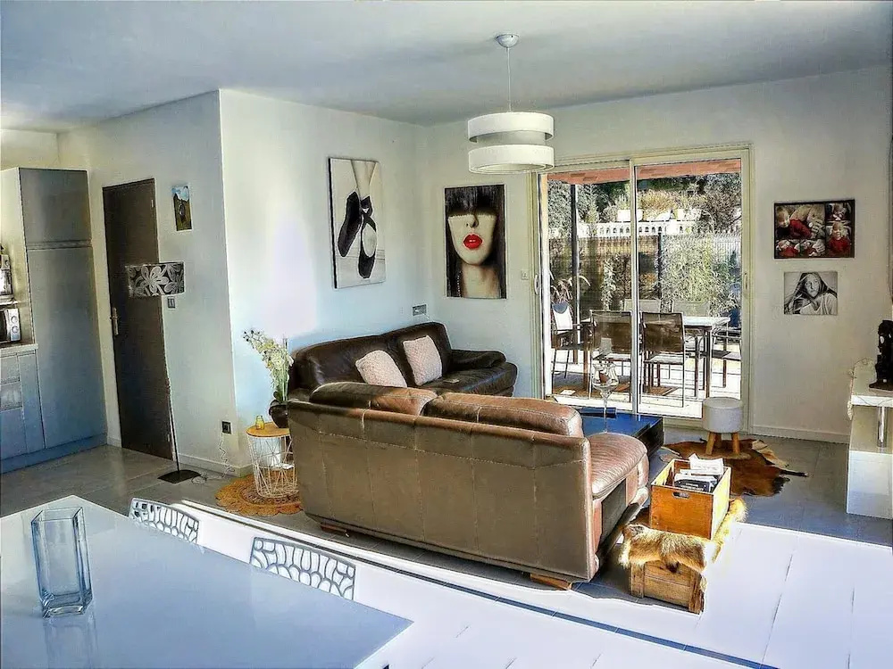 Voir la photo 1 — Beautiful Holiday Home With Garden