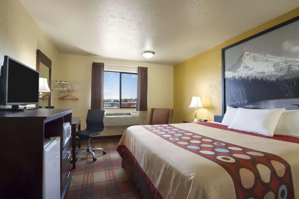 Standard Double room (full double bed)