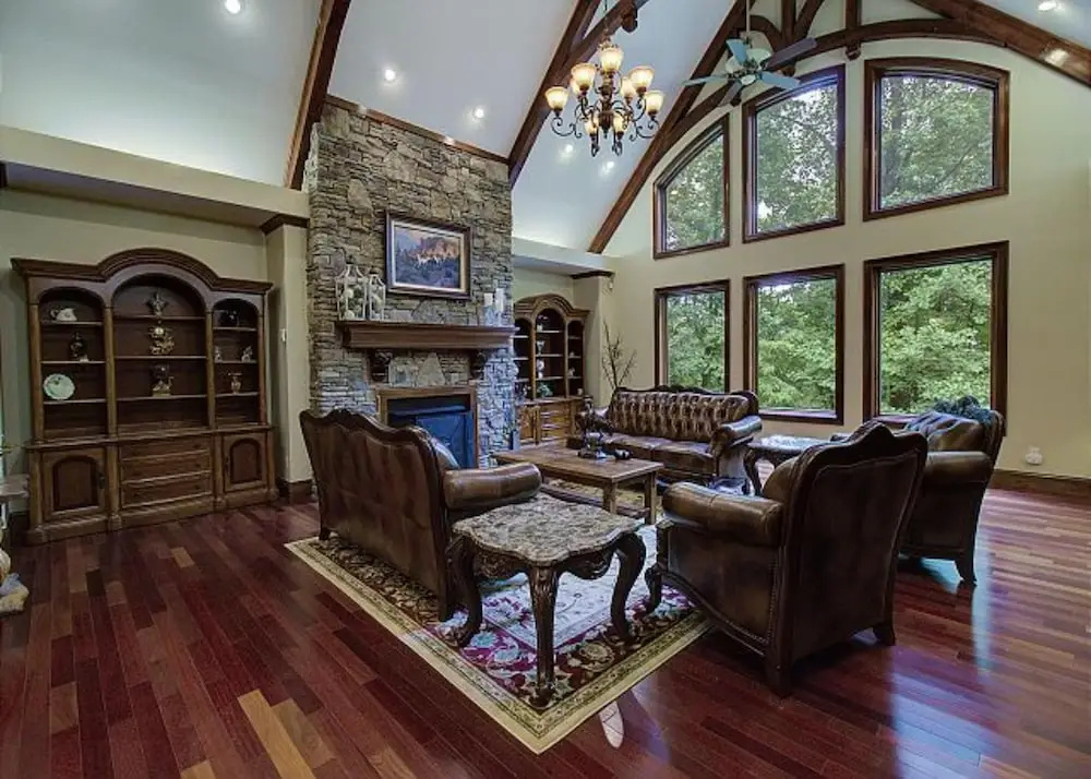 Cottage with balcony