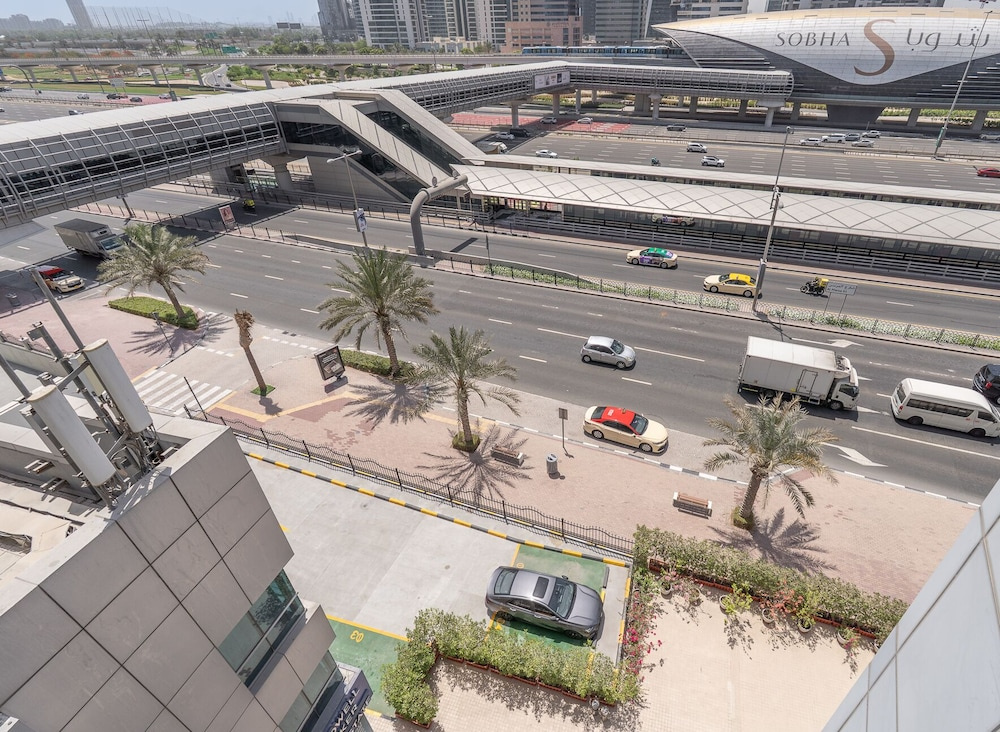Vogue | Marina Diamond near Marina Mall | JBR
