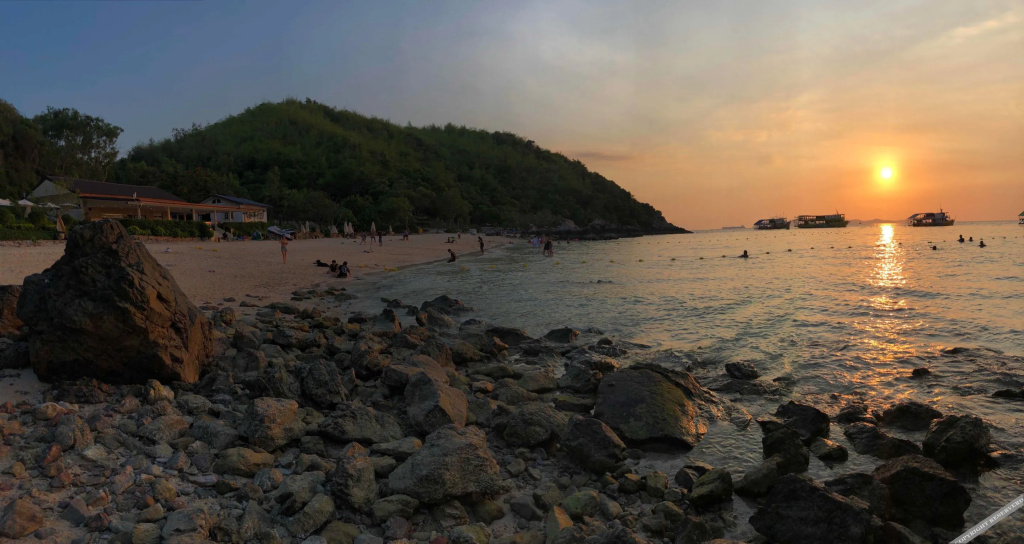 Beach & Waterfront