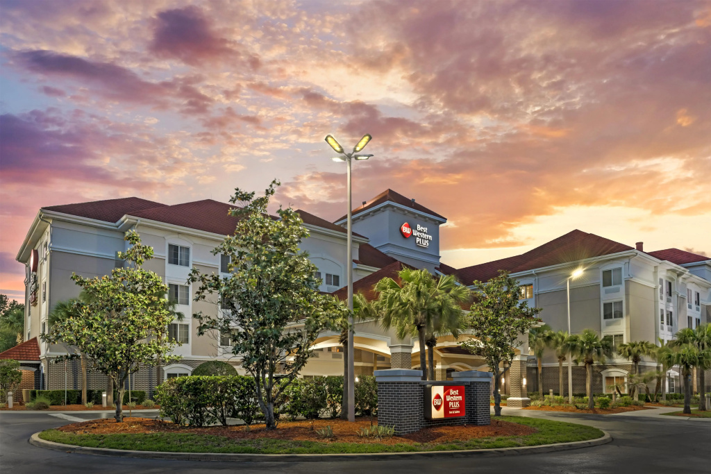 Best Western Plus Orlando Lake Buena Vista South Inn & Suites