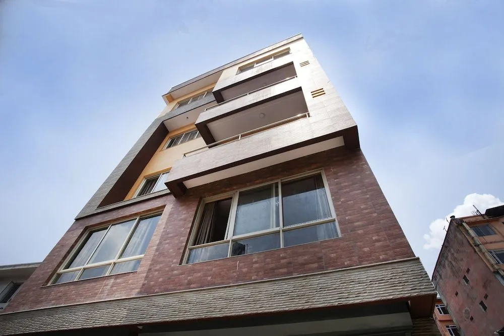 Oyo 370 Hotel Devdaha And Restaurant