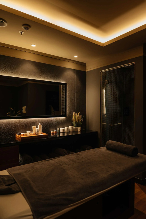 Отель Radisson Blu Leogrand — фото