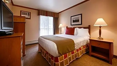 Standard Double room with partial view (full double bed)