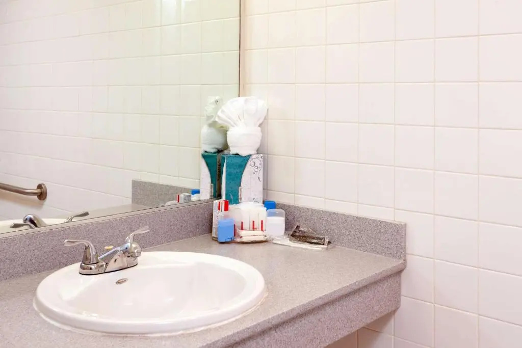 Ramada Plaza by Wyndham West Hollywood Hotel & Suites - Chambres