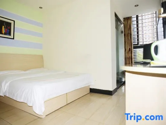Business Double room (full double bed)