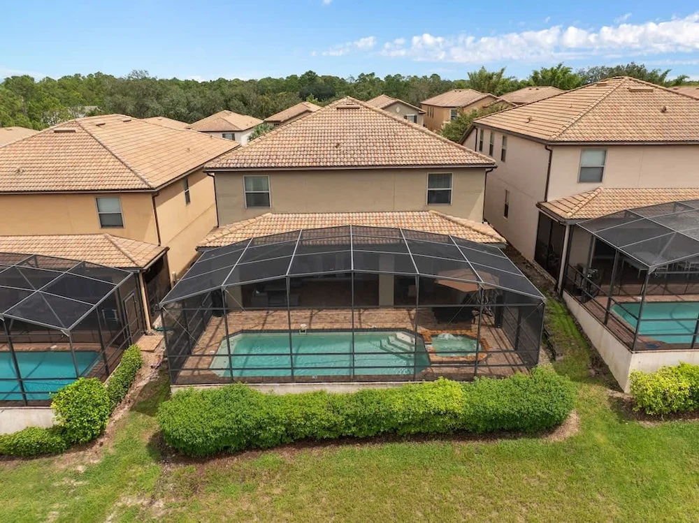Super Wow- 8bdr-6bas Sick Lake Views