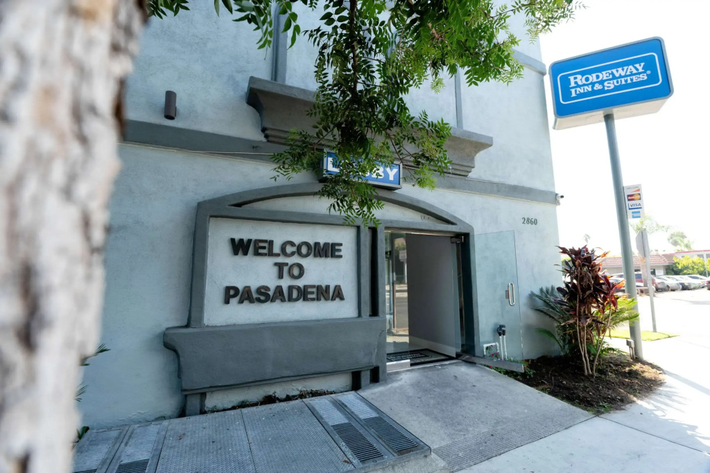 Rodeway Inn & Suites Pasadena — фото