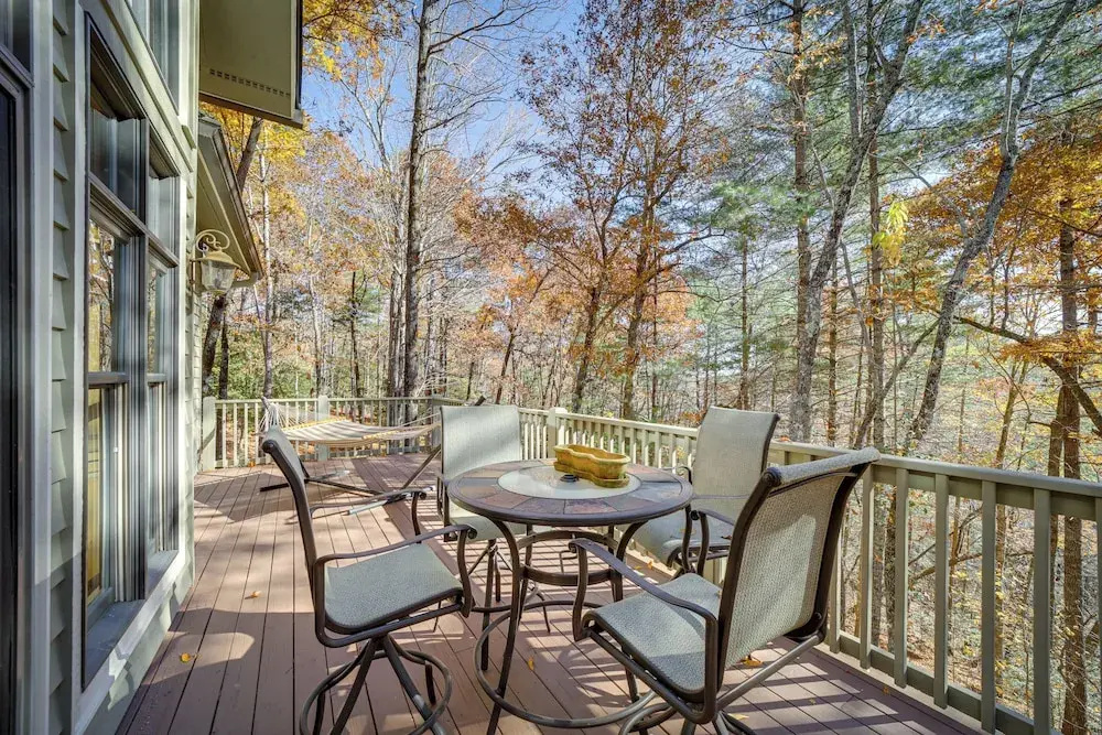 5 Mi to Sapphire Valley Skiing: Serene Family Home