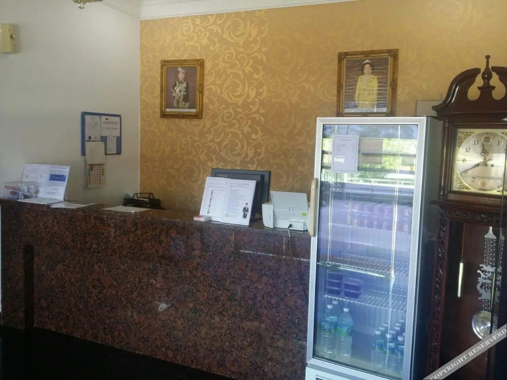 Lobby & Reception