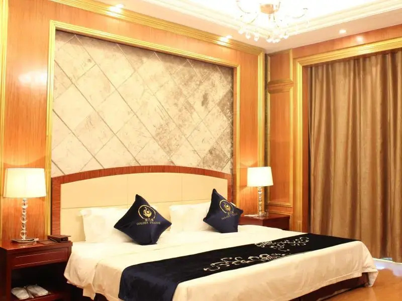 Golden Peacock Resort Hotel — фото 4