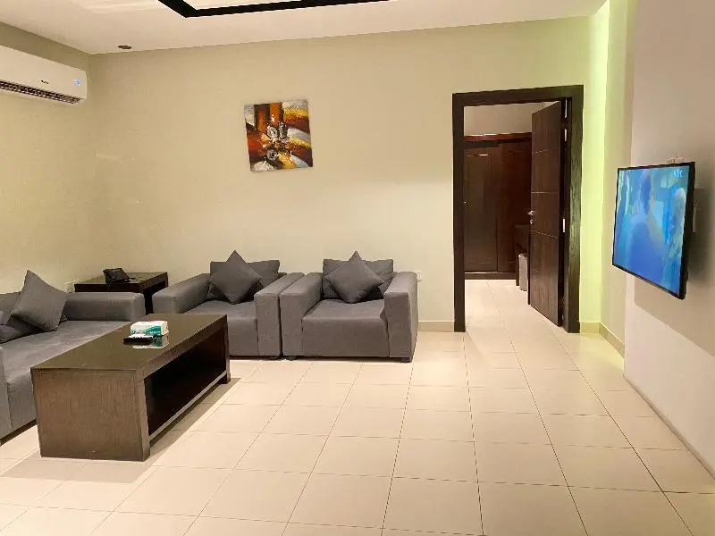 Double Suite (full double bed)