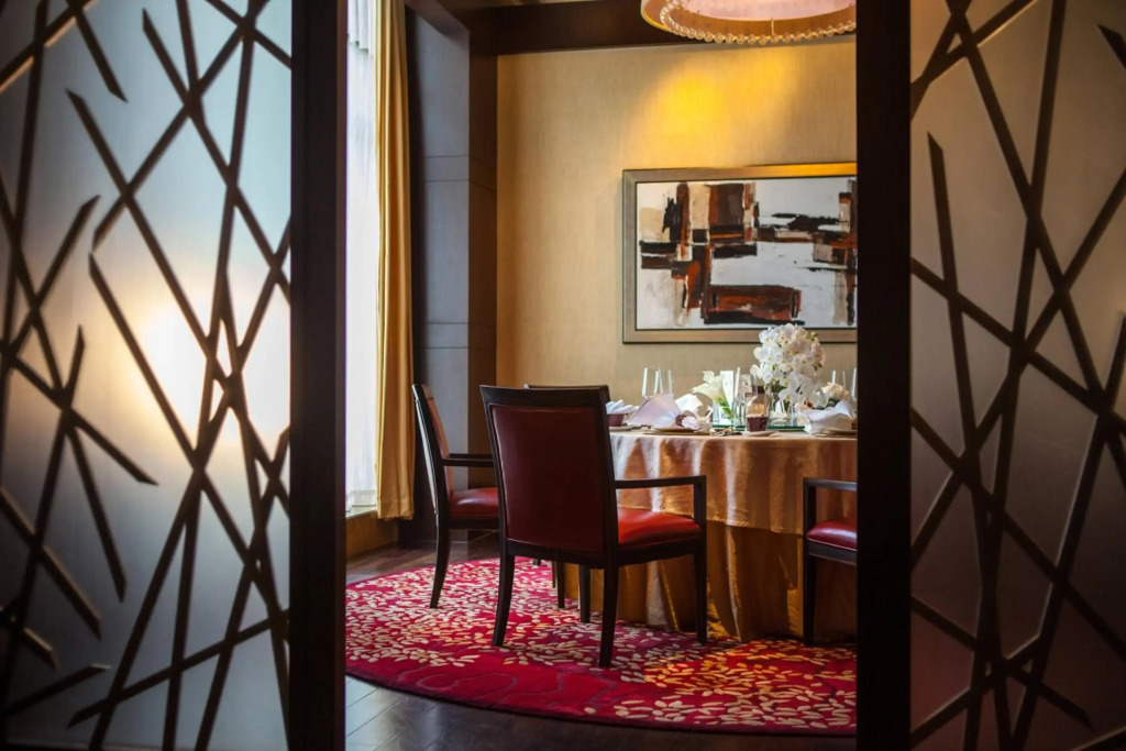 Renaissance Shanghai Putuo Hotel - фото 42