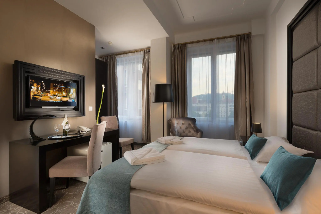 Standard Double room (twin beds)