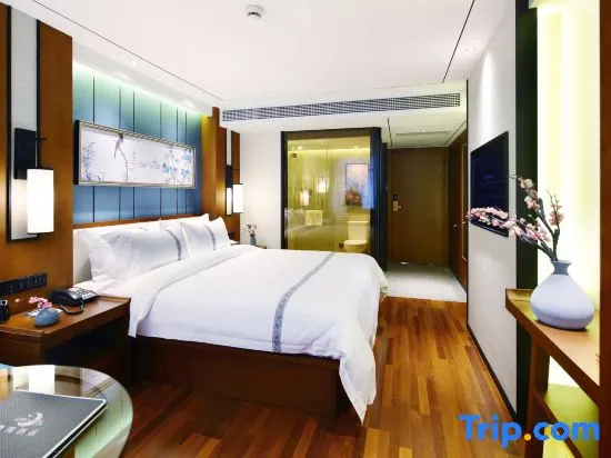 Business Double room (full double bed)