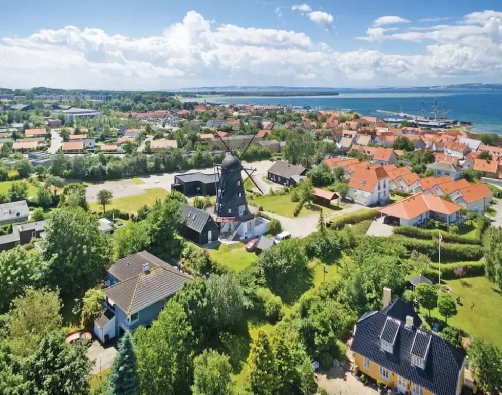 4 Person Holiday Home in Ebeltoft-by Traum - фото 17